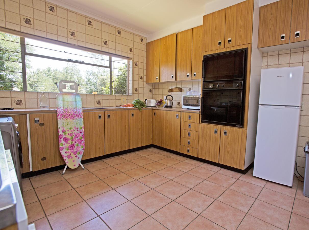 Chalet No. 2 Petunia Johannesburg Buitenkant foto