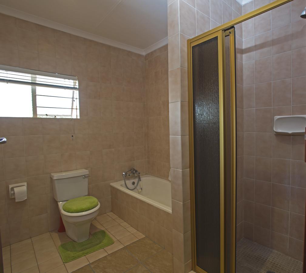 Chalet No. 2 Petunia Johannesburg Buitenkant foto