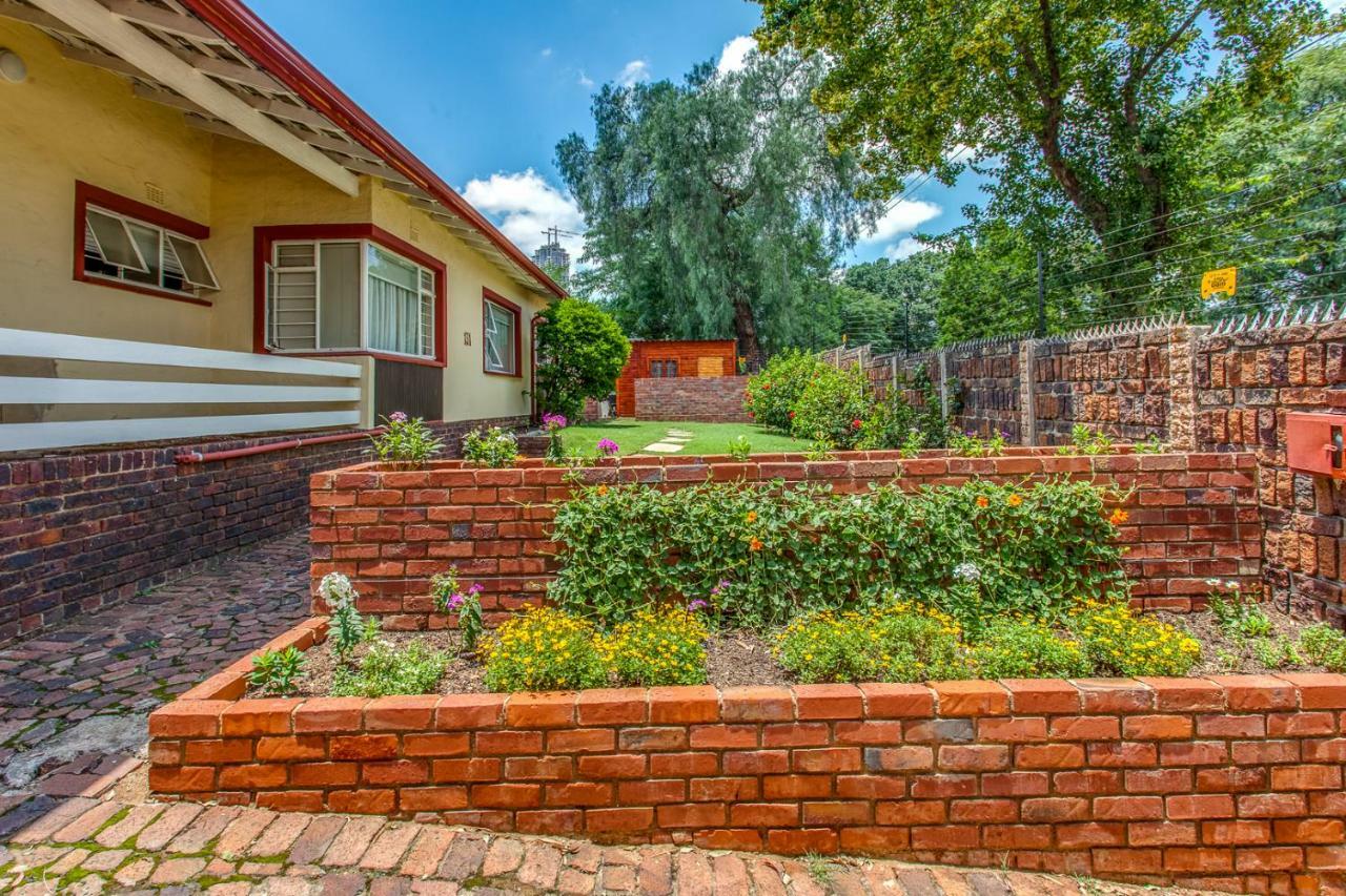 Chalet No. 2 Petunia Johannesburg Buitenkant foto